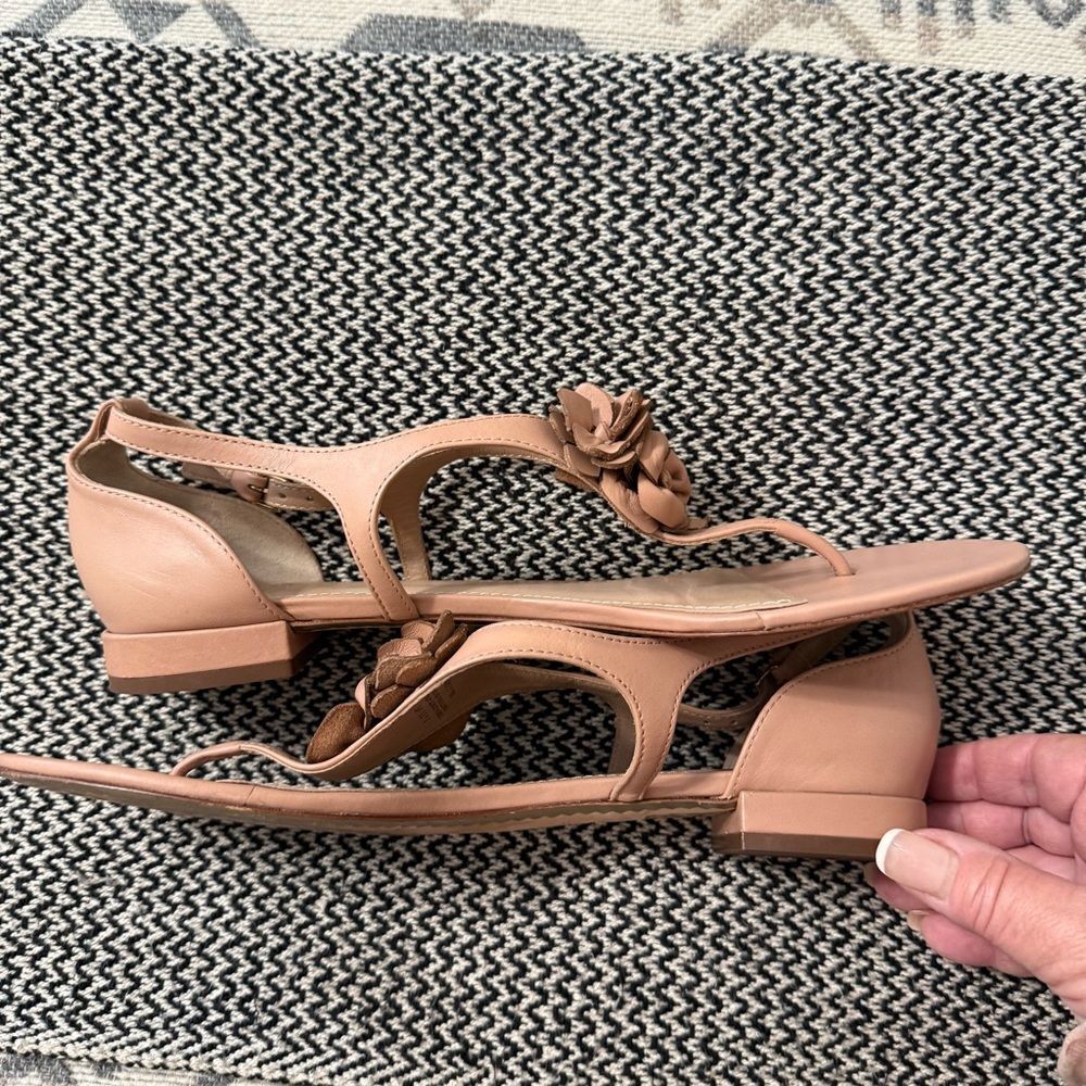 Tory Burch Blossom Flat Blush Sandals - Picture 8 of 9